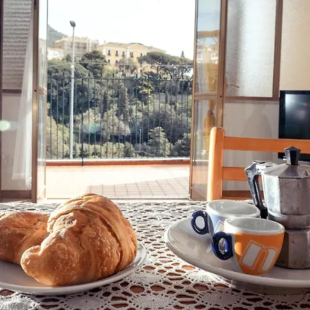 Holiday home La Casa Gialla
